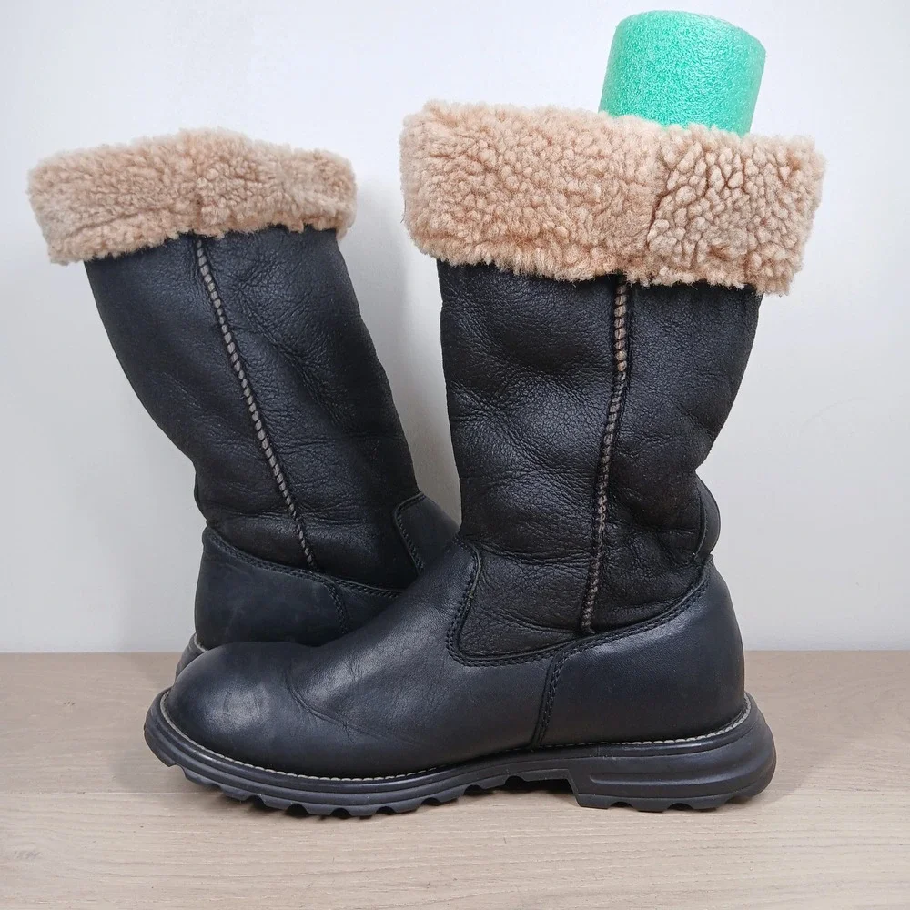 UGG Tall Winter Boots Womens 8 Black Leather Shearling Fur Lined Cozy Snow